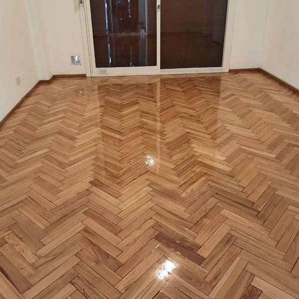 PLASTIFICADO DE PISOS DE MADERA
